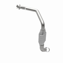 Load image into Gallery viewer, MagnaFlow Conv DF 99 GM Express Van DS 5.7L

