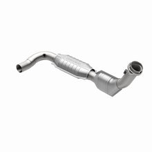 Load image into Gallery viewer, MagnaFlow Conv DF 97-98 Ford Exped 4.6L D/S
