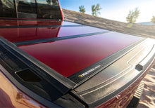 Load image into Gallery viewer, UnderCover 2015 Ford F-150 78in Fusion Bed Cover - Guard Effect Undercover
