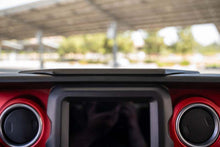 Load image into Gallery viewer, DV8 Offroad 18-23 Jeep Wrangler JL/20-23 Gladiator JT Device Dash Mount V2
