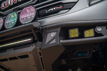 Load image into Gallery viewer, DV8 Offroad 2022-2025 GMC Sierra 1500 Tube Front Bumper
