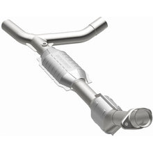 Load image into Gallery viewer, MagnaFlow Conv DF 01-03 Ford E150 4.2L Passenger Side
