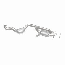 Load image into Gallery viewer, MagnaFlow Conv DF 95-97 Continental 4.6 front
