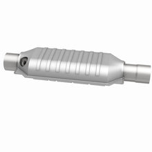 Load image into Gallery viewer, MagnaFlow Conv Univ 2.5 Single O2 Boss

