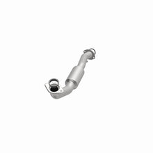 Load image into Gallery viewer, Magnaflow 09-13 Toyota Highlander 2.7L Direct Fit Converter
