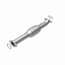 Load image into Gallery viewer, MagnaFlow Conv DF 05-09 Toyota Tacoma 4.0L P/S Rear
