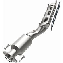 Load image into Gallery viewer, Magnaflow 05-06 Nissan Titan 5.6L Direct Fit Converter
