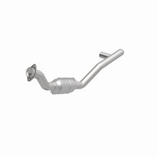 Load image into Gallery viewer, MagnaFlow Conv DF 04-05 Dodge RAM 1500 Pickup 3.7L (Inc 4WD 4.7L) D/S
