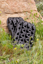 Load image into Gallery viewer, DV8 Offroad DV8 Xtract Mini Traction Board | Pair | Black
