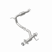 Load image into Gallery viewer, Magnaflow DF Converter 05-11 Toyota Tacoma 4.0L
