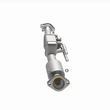 Load image into Gallery viewer, MagnaFlow 17-22 Kia Niro OEM Grade Federal / EPA Compliant Direct Fit Converter
