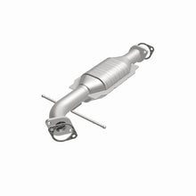 Load image into Gallery viewer, MagnaFlow Conv DF 02-05 Sedona 3.5L Rear
