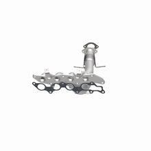 Load image into Gallery viewer, Magnaflow 08-10 Mazda 5 2.3L Direct Fit Converter
