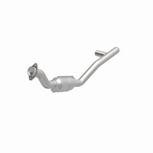 Load image into Gallery viewer, MagnaFlow Conv DF 04-05 Dodge RAM 1500 Pickup 3.7L (Inc 4WD 4.7L) D/S

