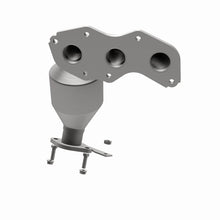 Load image into Gallery viewer, MagnaFlow Converter Direct Fit 07-15 Toyota Sienna 3.5L
