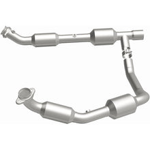 Load image into Gallery viewer, MagnaFlow Conv Direct Fit 05-06 Ford E-350 Super Duty 5.4L
