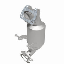Load image into Gallery viewer, Magnaflow 14-16 Ram ProMaster 1500/2500/3500 V6 3.6L CARB Compliant DirectFit Catalytic Converter
