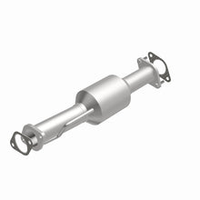 Load image into Gallery viewer, Magnaflow 09-15 Chevrolet Traverse 3.6L Direct Fit Converter
