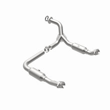 Load image into Gallery viewer, Magnaflow 2006 Ford Explorer 4.6L Direct Fit Converter
