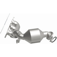 Load image into Gallery viewer, Magnaflow 04-06 Toyota Sienna 3.3L Direct Fit Converter
