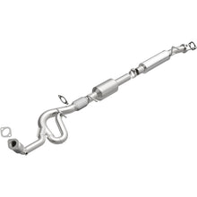 Load image into Gallery viewer, Magnaflow 05-06 Hyundai Santa Fe 3.5L Direct Fit Converter

