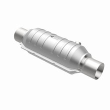 Load image into Gallery viewer, Magnaflow Conv Univ 2.25 HM Angled O2
