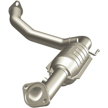 Load image into Gallery viewer, MagnaFlow Conv DF 05-07 4Runner Driver Side Rear
