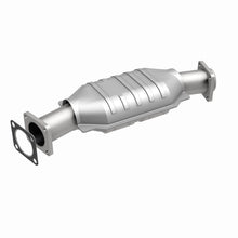 Load image into Gallery viewer, MagnaFlow Conv DF GM 75 79
