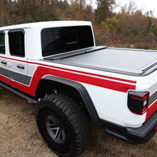 Load image into Gallery viewer, Rugged Ridge Armis Retractable Locking Bed Cover w/o Trail Rails 20-21 Jeep Gladiator JT Rugged Ridge
