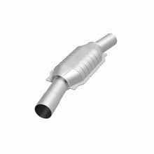 Load image into Gallery viewer, MagnaFlow Conv DF GM 25inch x 7inch x 4inch 2.5/2.5inch
