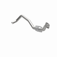 Load image into Gallery viewer, MagnaFlow Conv DF 04-05 Dodge RAM 1500 Pickup 3.7L (Inc 4WD 4.7L) D/S
