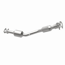 Load image into Gallery viewer, Magnaflow 08-10 Saturn Vue 2.4L Direct Fit Converter
