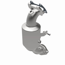 Load image into Gallery viewer, Magnaflow 14-16 Ram ProMaster 1500/2500/3500 V6 3.6L CARB Compliant DirectFit Catalytic Converter
