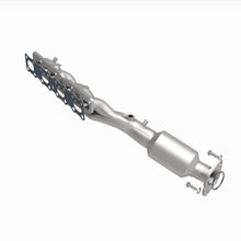 Load image into Gallery viewer, Magnaflow 05-06 Nissan Titan 5.6L Direct Fit Converter
