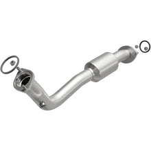Load image into Gallery viewer, Magnaflow 13-15 Toyota RAV4 2.5L Direct Fit Converter
