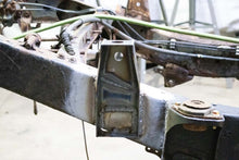 Load image into Gallery viewer, Rust Buster 95-04 Toyota Tacoma Double Cab Front Bed Mount
