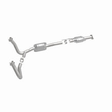 Load image into Gallery viewer, MagnaFlow Conv DF 96-97 Ford Aerostar 4.0L
