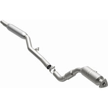 Load image into Gallery viewer, MagnaFlow Right Side Converter Direct Fit California Grade 06-08 Audi A6 Quattro 3.2L
