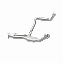 Load image into Gallery viewer, MagnaFlow Conv DF 02-06 Cadillac Escalade / 02-06 Chevy Avalanche 5.3L Dual Conv Y-Pipe Assembly 2WD
