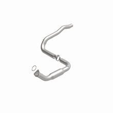 Load image into Gallery viewer, Magnaflow 07-08 Chevrolet Suburban 2500 6.0L Direct Fit Converter
