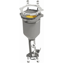 Load image into Gallery viewer, Magnaflow 2004 Nissan Quest CARB Compliant Direct Fit Cat Converter
