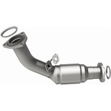 Load image into Gallery viewer, MagnaFlow Conv DF 99-02 Toyota 4 Runner 3.4L Front
