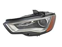 Load image into Gallery viewer, Headlight Assembly

