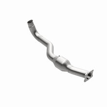 Load image into Gallery viewer, MagnaFlow Conv. DF 01-05 GM Silv/Sierra 6.6L
