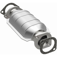 Load image into Gallery viewer, MagnaFlow 02-04 Infiniti I35 3.5L / 02-03 Nissan Maxima 3.5L Rear Underbody D/F Catalytic Converter

