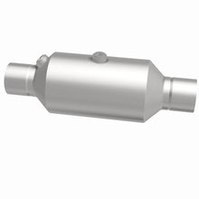 Load image into Gallery viewer, Magnaflow 2.25 w/dual O2 5in. Spun Universal Converter
