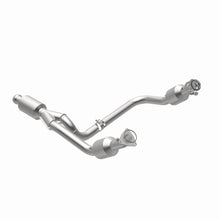 Load image into Gallery viewer, Magnaflow 14-15 Chevrolet Silverado 1500 5.3L Direct-Fit Catalytic Converter
