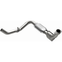 Load image into Gallery viewer, MagnaFlow Conv DF 99-02 Expedition 5.4L 4wd
