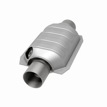 Load image into Gallery viewer, MagnaFlow Conv Univ 2.25 W/Dual O2 Boss
