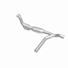 Load image into Gallery viewer, MagnaFlow Conv DF 99-00 Expedition 4.6 2WD PS
